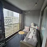Apartment Ilmastoitu 4 Makuuhuoneen Asunto Kantakaupungissa Helsinki